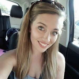 Meet your Posher, Savannah